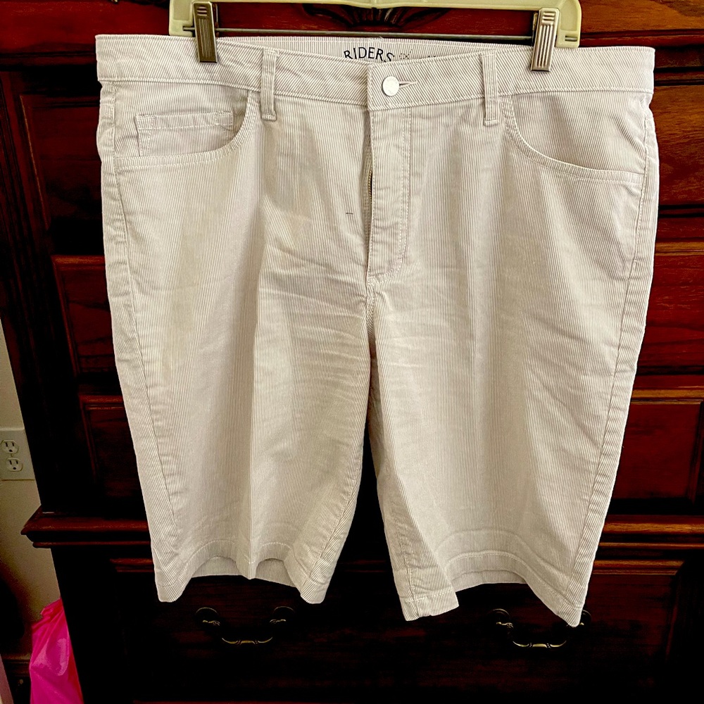 Womens Capri